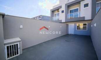 Imagem: Sobrado em Rua 444 - Morretes - Itapema/SC