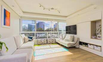 Imagem 2: PORTO ALEGRE - Apartamento Padrão - Petrópolis