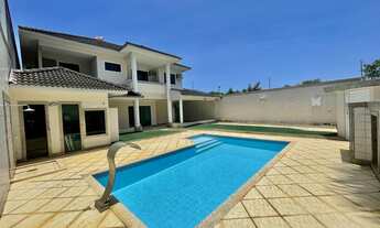 Imagem 5: Casa no condomínio Interlagos Quality, com 485m² de terreno e 320m² de área construída com