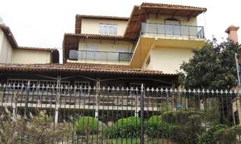 Imagem 2: Casa no Cond. Retiro das Pedra, rua Quaresmeira Rosa