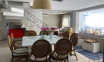 Imagem 3: Cobertura para venda possui 230 metros quadrados com 4 quartos em Centro - Florianópolis