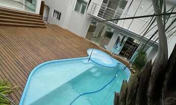 Imagem 3: Sobrado de Alto Padrão no Bairro Ressacada