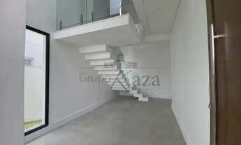 Imagem 7: Casa de condomínio para venda possui 570 metros quadrados com 4 quartos