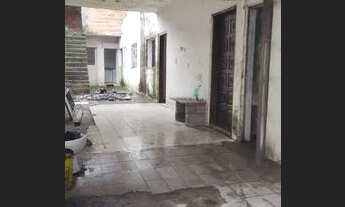 Imagem 2: Casa. Escriturada lote inteiro