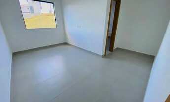 Imagem 2: Casa de condomínio para venda tem 276 metros quadrados com 4 quartos