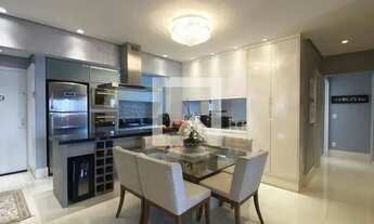 Imagem 2: Apartamento com 2 quartos (1 suíte) à venda no Jardim Tupanci, Barueri