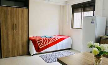 Imagem 3: Linda Kitnet no Pantanal (ao lado da UFSC)- Apenas Mulheres