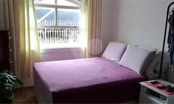 Imagem: Ótimo sobrado com 03 dormitórios, e 5