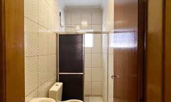 Imagem 6: Casa em terra vermelha