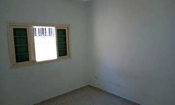 Imagem 3: Casa para venda possui 80 metros quadrados com 2 quartos em Tupi - Praia Grande - SP