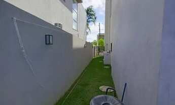 Imagem 6: Casa de condomínio para venda tem 275 metros quadrados com 3 quartos