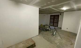 Imagem 7: Casa Comercial - 689,71 m² - Adrianópolis