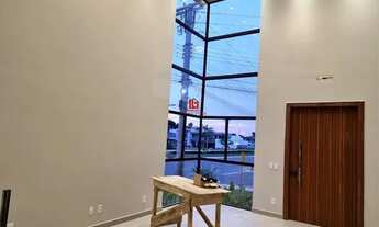 Imagem 15: Casa de esquina, com uma volumetria encantadora, são 4 vagas sendo 2 cobertas