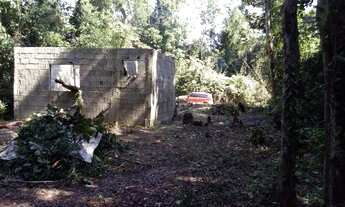 Imagem 4: Terreno casa iniciada Iguape