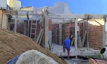 Imagem 3: Casa Duplex com 2 suítes, condomínio Camila fechado, bairro Santíssimo