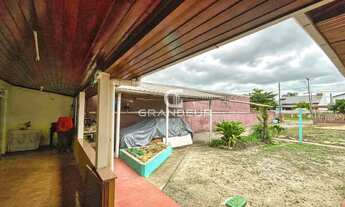 Imagem 4: Casa com Edícula à Venda Bairro Tranquilo em Guaratuba Perto de Tudo!