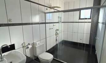 Imagem 5: Casa para venda tem 386 metros quadrados com 4 quartos