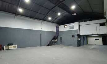 Imagem 3: ALUGO GALPAÕ EM RAMOS-RJ RUA BARREIROS