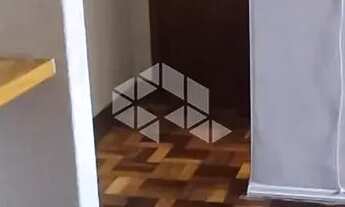 Imagem 2: Apartamento térreo de 2 quartos com pátio na Bairro Cidade Baixa próximo do Largo da Epatu