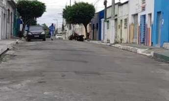 Imagem 3: Arapiraca: Duas casas na rua Costa Rêgo Alto do Cruzeiro