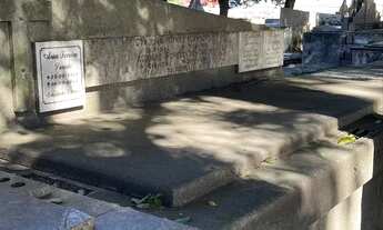 Imagem 6: Jazigo perpétuo -cemitério São Francisco Xavier-caju/rj