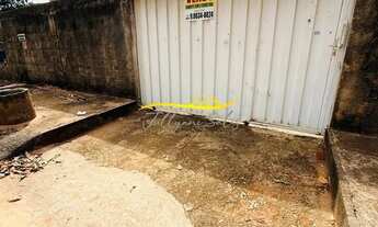 Imagem 2: Casa a venda Parque Flamboyant, com 5 comodos, quintal amplo Goiania