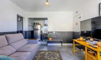 Imagem 3: Apartamento 2 quartos com 63m², sala, banheiro e cozinha em excelente reforma e iluminação