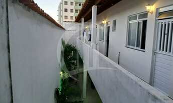 Imagem 2: Oportunidade Imperdível na Atalaia Casa à venda com 9 Flats