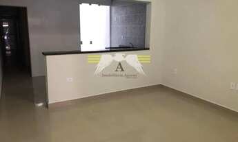 Imagem 2: Seu Novo Lar no Tatuapé! Casa de 70m² com Sala, 2 Dormitórios e 1 Vaga de Garagem