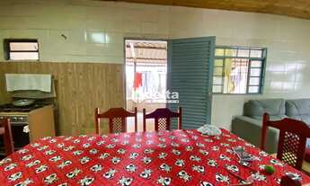 Imagem 4: Casa residencial disponível para venda no bairro Umuarama em Uberlândia-MG