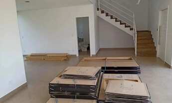 Imagem 6: Casa de condomínio em Rua José Tricoli - Vila Petrópolis - Atibaia/SP