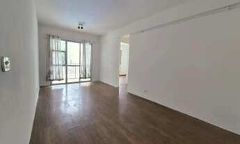 Imagem 2: Apartamento para alugar em Botafogo, prédio com piscina