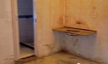 Imagem 6: Vendo está casa no primeiro andar Lage livre