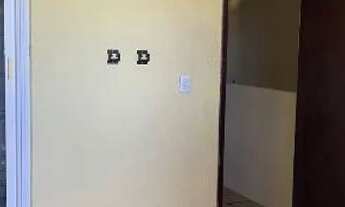 Imagem 3: Casa duplex em condomínio com piscina