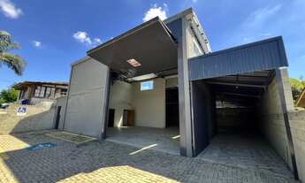 Imagem 2: Galpão comercial com 280 m²