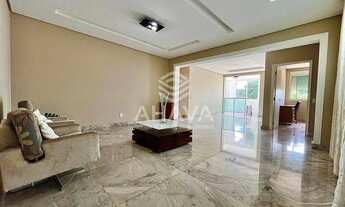 Imagem 2: Casa com 4 Quartos disponível para locação, 360m², próximo à Lagoa do Nado