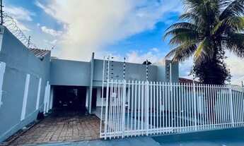 Imagem: Casa à 800 m do shopping estação