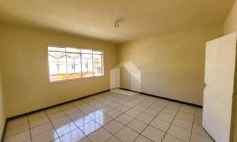 Imagem 5: Apartamento com 2 quartos para alugar, 90 m² por R$ 900/mês - Vila Nova - Poços de Caldas