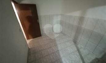 Imagem 7: Casa com 1 Quarto e 1 banheiro para Alugar, 48 m²