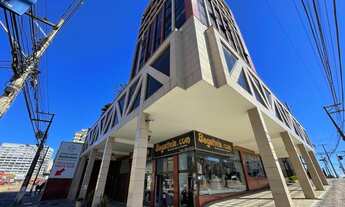 Imagem 3: Sala Comercial de frente com o IPO