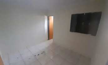 Imagem 5: Casa São Conrado. 1 suíte sala/cozinha, banheiro e lavanderia. Livre de água