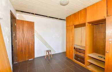 Imagem 4: Sobrado Residencial para Venda no Novo Mundo em Curitiba, 243.2 m²