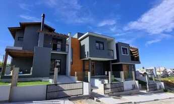 Imagem 3: Sobrado para Venda em Garopaba, Ambrósio, 3 dormitórios, 1 suíte, 1 banheiro, 1 vaga