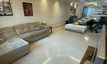 Imagem: Casa com 3 dormitórios à venda, 260 m²