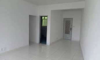 Imagem 3: RUA MARIZ E BARROS. FARTO COMÉRCIO E CONDUÇÃO