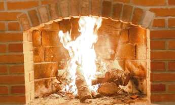 Imagem 6: Chácara para venda possui 210 metros quadrados com 4 quartos