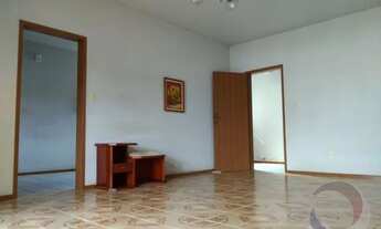 Imagem 7: Casa para venda tem 294 metros quadrados com 4 quartos em Barreiros - São José - SC