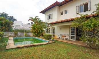 Imagem: Casa ampla e bem localizada. Confira!