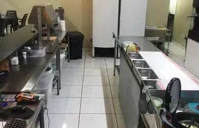 Imagem 2: Hamburgueria Galpão / depósito com venda por R$99.000