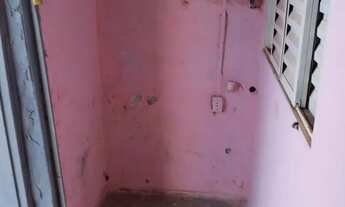 Imagem 6: Alugo este barraco 1 quarto sala cozinha banheiro área de serviço